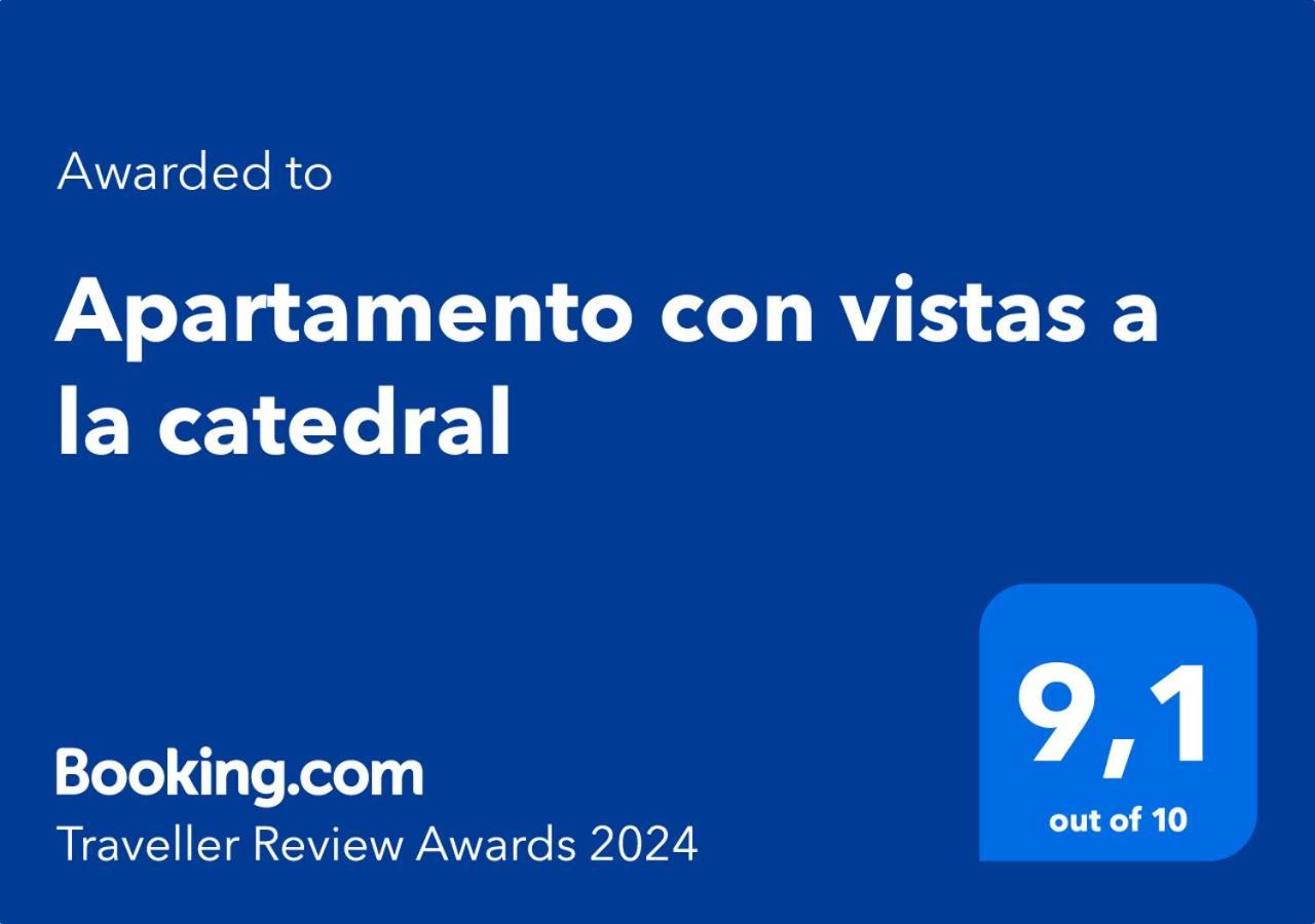 Apartamento Con Vistas A La Catedral Santiago de Compostela Luaran gambar